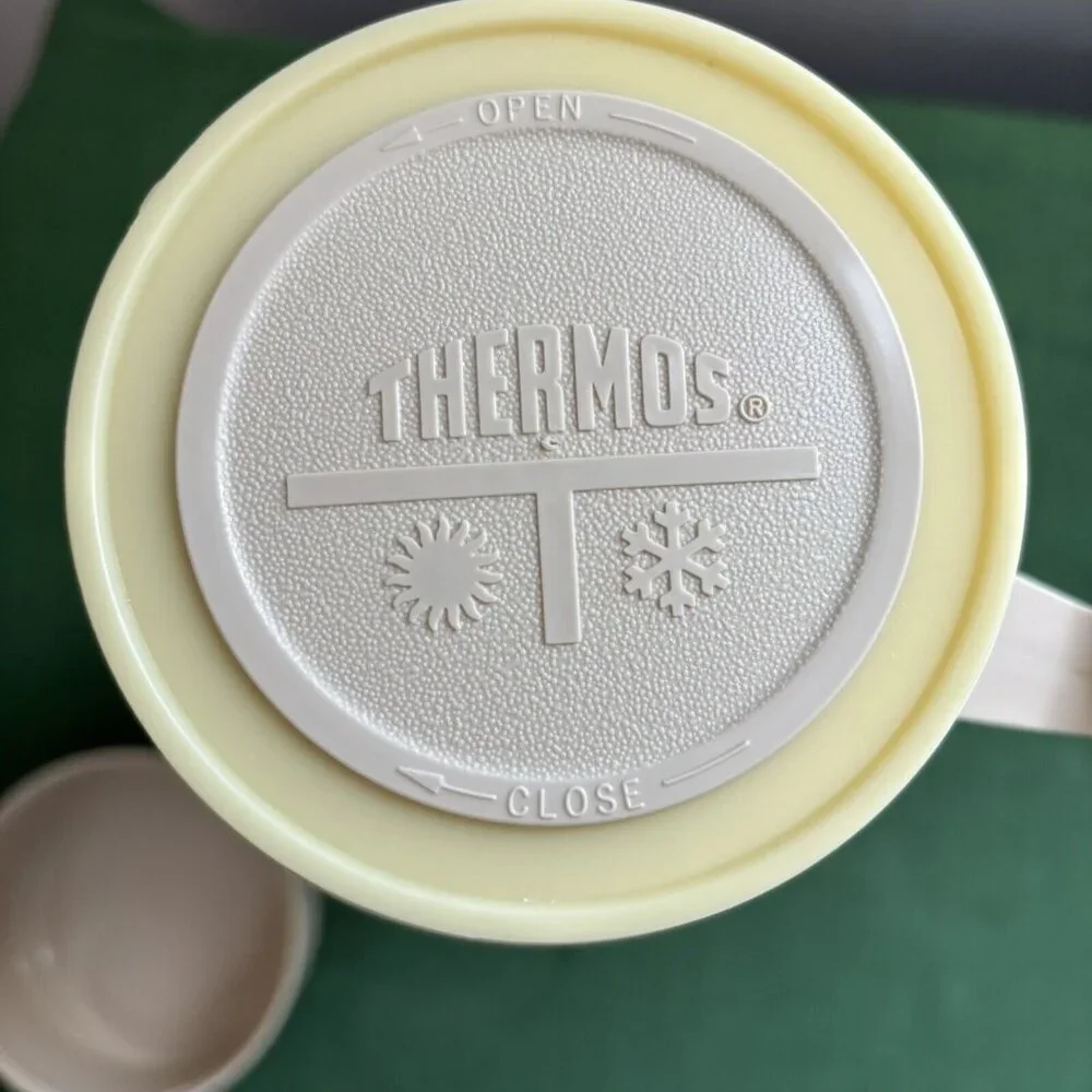 THERMOS KING Seeley Wide Mouth 24 OZ Yellow 7402 Removable Liner Stopper Vintage